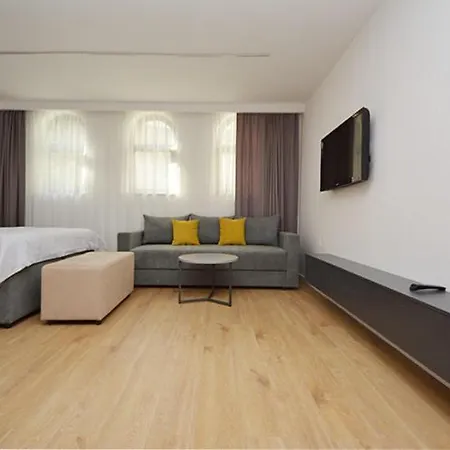 Apartment Miss Saray