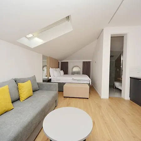 Miss Saray * Szarajevó