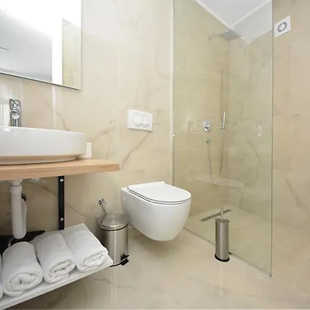 Apartment Miss Saray *