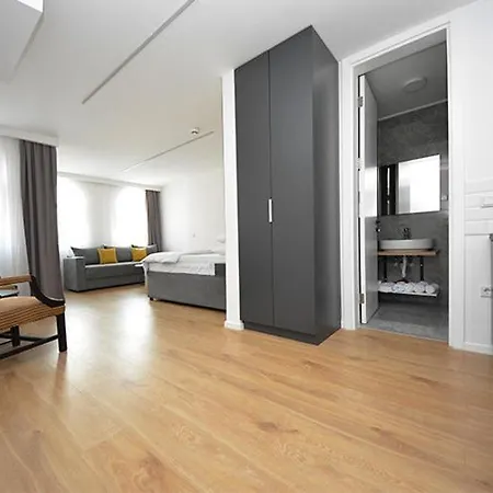 Miss Saray Apartment *